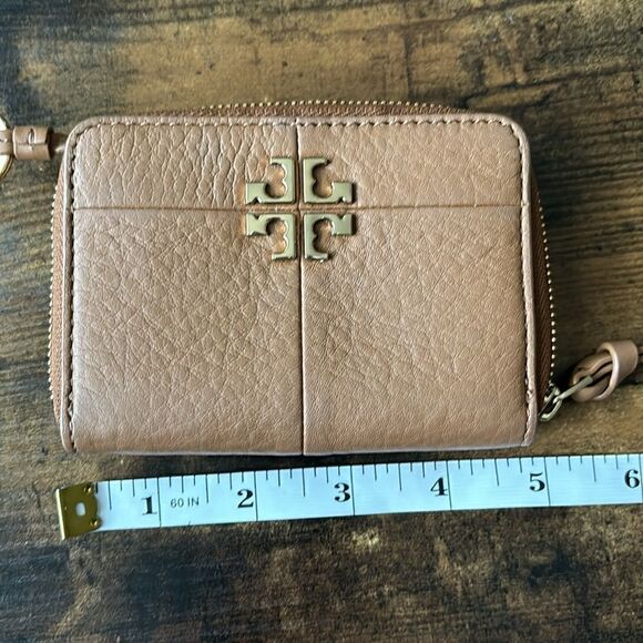 Tory Burch leather key holder / wallet in light brown - Picture 8 of 11